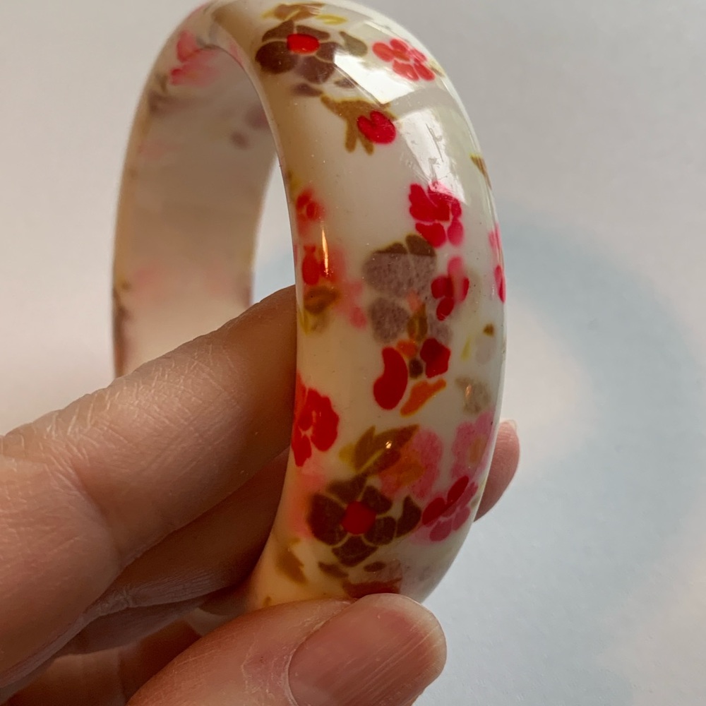 Vintage Floral Bangle Bracelet - Red, Pink and White